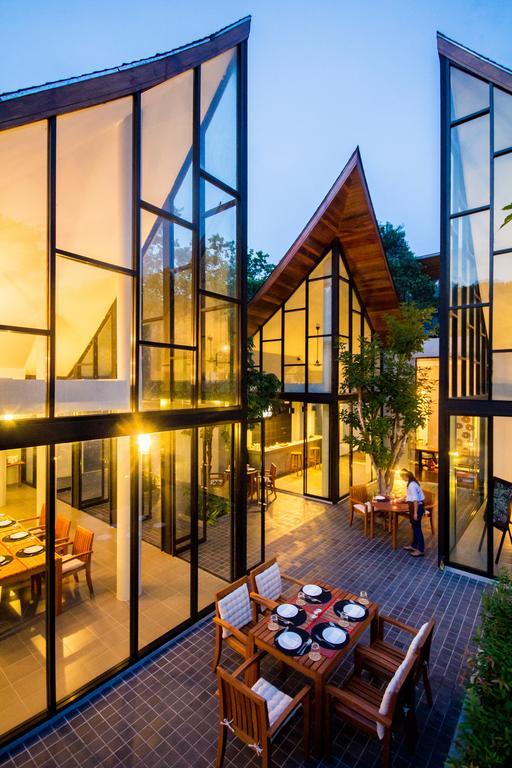 Villa Thalanena By The Beach Bagian luar foto