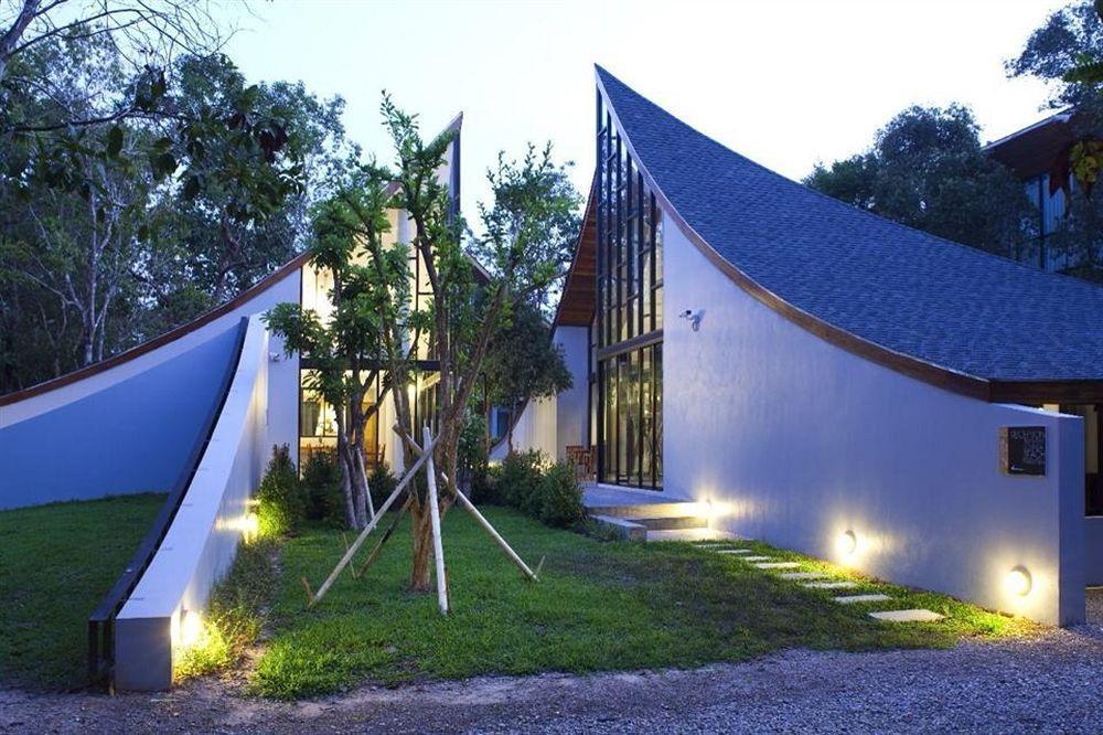 Villa Thalanena By The Beach Bagian luar foto