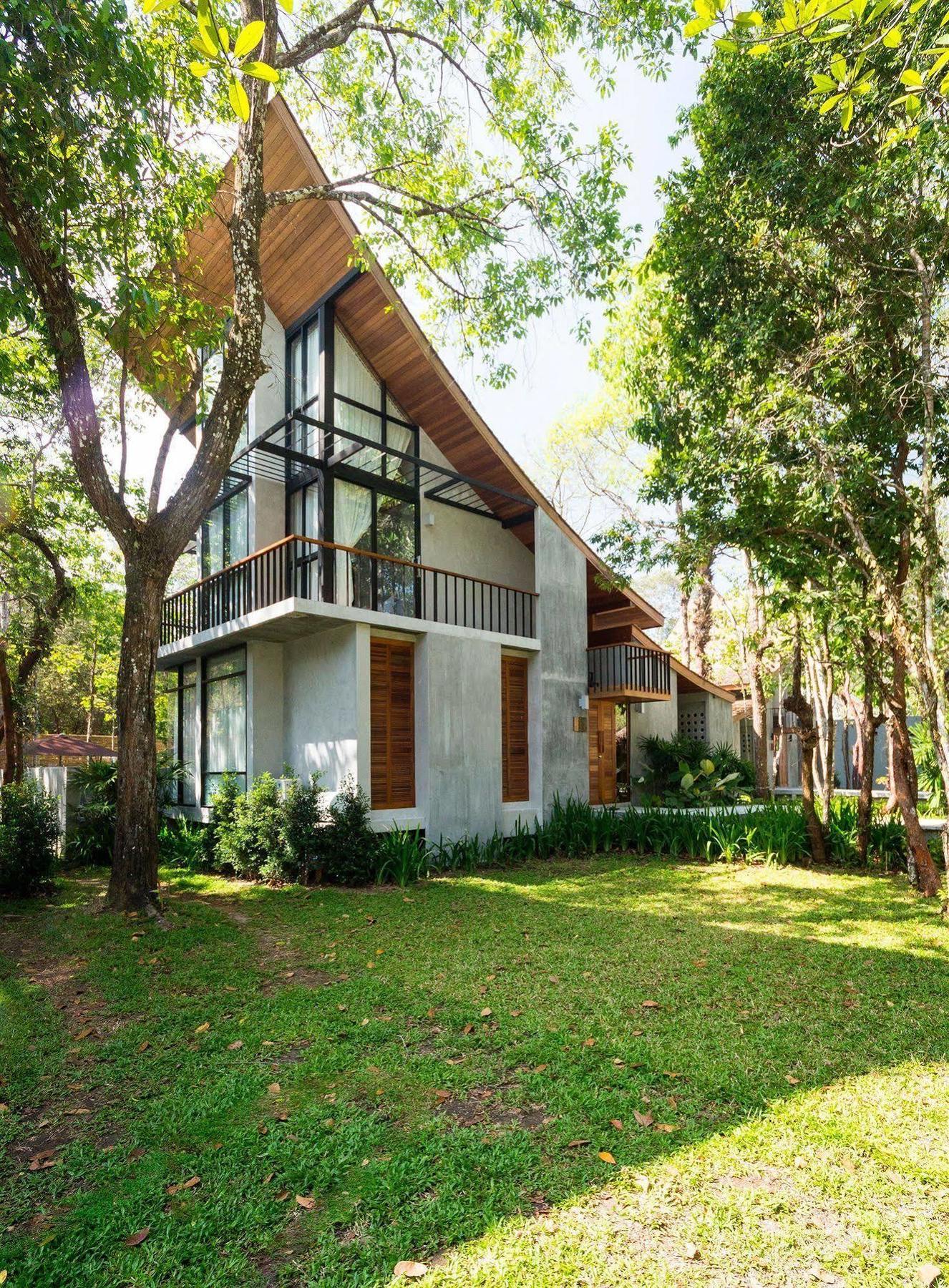 Villa Thalanena By The Beach Bagian luar foto