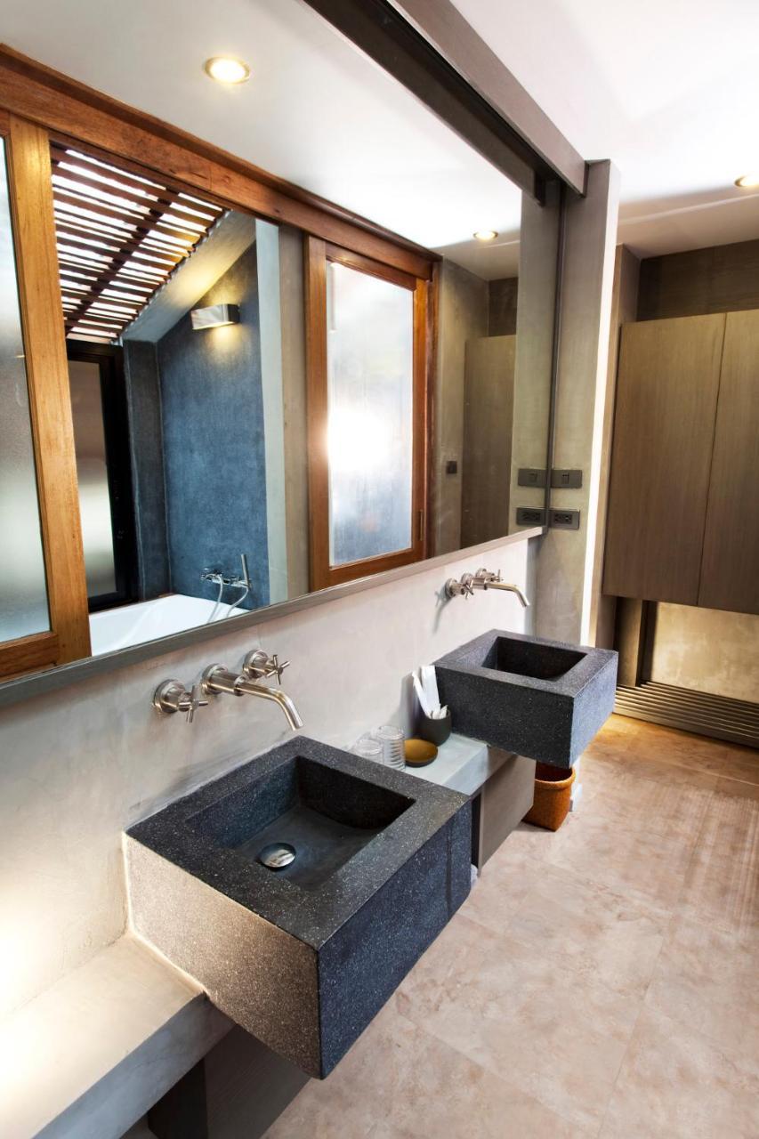 Villa Thalanena By The Beach Bagian luar foto